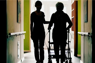 Heimbewohner in Mittelsachsen müssen mit steigenden Eigenanteilen für Pflege und Unterkunft in den Einrichtungen rechnen.
