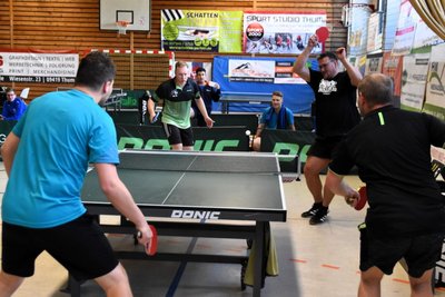 Der Thumer Stefan Meiner (r.), hier im Doppel mit Roman Gebhardt (SV Stenn), kämpfte sich im Einzel bis ins Halbfinale.