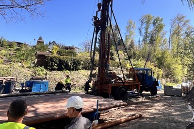 Auch an der Viktoriaschachthalde in Lugau entsteht eine neue Grubenwassermessstelle.