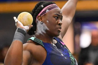 19. Internationales Kugelstoßmeeting: Die ersten Topstars haben für 2025 zugesagt - Auriol Dongmo aus Portugal gewann 2023 den Frauenwettkampf beim Rochlitzer Kugelstoßmeeting mit einer Weite von 19,24 Meter. In diesem Jahr wurde sie Halleneuropameisterin und kommt im Februar 2025 erneut in die Regenbogenhalle.