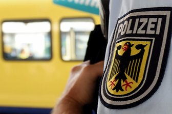 19-Jährige am Freiberger Bahnhof beschimpft und angegriffen -