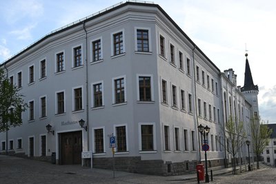 Im Rathaus Kirchberg spielt die Kreismusikschule Zwickau am 9. Mai ein Frühlingskonzert.