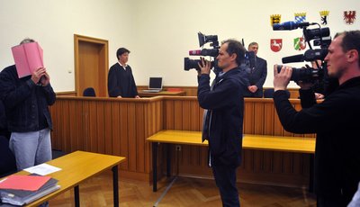 In Deutschland wurde der sogenannte Maskenmann bereits wegen drei Kindsmorden verurteilt. (Archivbild)