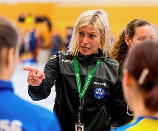 Fordert von den Marienberger Spielerinnen am Samstag gegen die Amazonen aus Leipzig volle Konzentration: Trainerin Lucie Hribova. 
