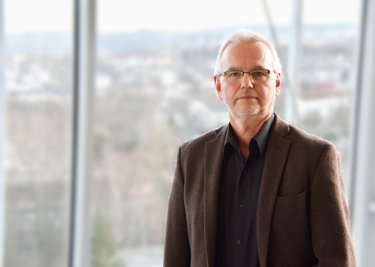 Der Infektiologe Dr. Thomas Grünewald leitet die Klinik für Infektions- und Tropenmedizin am Zentrum Innere Medizin II des Klinikums.