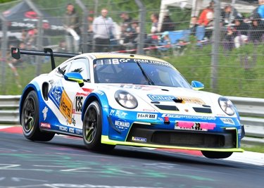 Zusammen mit seinen Teamkollegen meisterte Maximilian Horn in diesem Porsche 992 die 24 Stunden auf dem Nürburgring. 