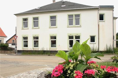 Der ehemalige Gasthof "Taubenberg" in Rützengrün ist seit Jahren dem Verfall preisgegeben. 