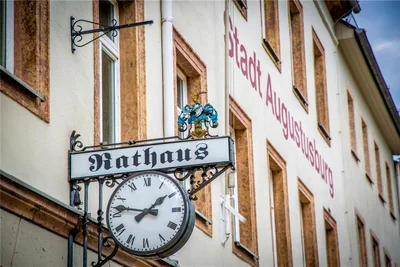 Das Rathaus in Augustusburg hat ab Januar nur noch am Dienstag und am Donnerstag geöffnet.