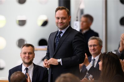 Gerade noch CDU-Generalsekretär, jetzt der jüngste Landtagspräsident seit 1990: Am Mittwoch wird Alexander Dierks 37 Jahre alt.