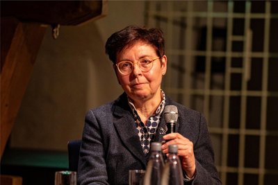 Thüringens Finanzministerin Heike Taubert wurde in Reichenbach geboren.