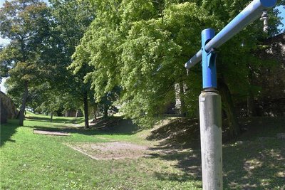 Was wird aus dem verlassenen Spielplatz am Donatsring in Freiberg? Diese Frage aus dem Portal wird in der Verwaltung gerade bearbeitet.