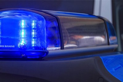 Die Polizei sucht Zeugen eines sexuellen Übergriffs auf eine 16-Jährige.