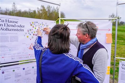 In Seiffen wurde die Wanderausstellung zum Erzgebirgeatlas gezeigt.