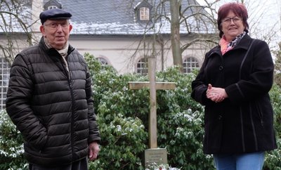 Herbert Uhlig und Annelie Günther gehören zu den vier Ortschronisten, die in der Gornsdorfer Kirche zum Thema "Gornsdorf zur Zeit des Kirchenbaus" sprechen wollen. 
