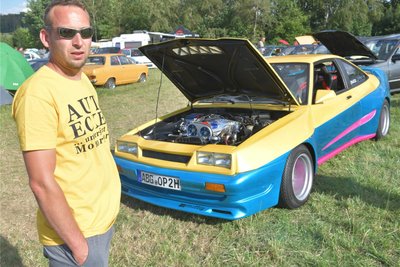 Renè Kaden aus Altenburg mit seinem Manta ABG Mattig.
