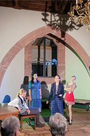 Hannes Schille, Lena Eisenschmidt, Hannah Veit und Lilly Leißner (v.l.) waren die Akteure beim Theater im Schloss Rochlitz. 