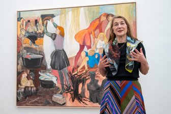1958: Rosa Loy: „Hier ist immer noch am meisten Heimat“ - Das Leipziger Künstler-Ehepaar Rosa Loy und Neo Rauch präsentiert jeweils eine eigene Gemälde-Ausstellung in der Leipziger Baumwollspinnerei. Galerie Kleindienst (Ausstellung Rosa Loy – Verweile doch)
