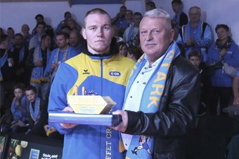 2. Ringer-Bundesliga: Markneukirchen/Gelenau am Feiertag in Nürnberg gefordert - Drei Kämpfe, drei Siege in dieser Saison: Ansgar Reinke (links) wurde zum Ringer des Tages gekürt.