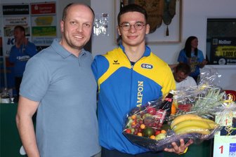 2. Ringer-Bundesliga: Markneukirchen/Gelenau im hohen Norden gefordert - Eine echte Verstärkung für das Markneukirchner Team: Dennis Aleksandriuk (rechts), Deutscher Vizemeister der Junioren, will nun in der 2. Bundesliga angreifen. Gleich am ersten Kampftag wurde er zum „Kämpfer des Tages“ gekürt.