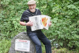 20 Jahre Liederwege in Niederwiesa: Was der Initiator heute zu sagen hat - Tobias Mehner ist der Initiator der Liederwege in Niederwiesa. Die erste der fünf Touren entstand vor 20 Jahren.