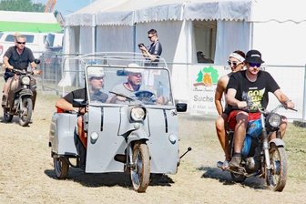 20. Simsontreffen in Zwickau: Die ersten Besucher sind da - Die ersten Eindrücke vom Simsontreffen. 