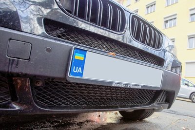 Ukrainische Autos gehören auch im Vogtland zum Straßenbild, nicht alle haben eine gültige Haftpflichtversicherung. Wer in einen Unfall verwickelt wird, kann dennoch eine Schadensregulierung durchsetzen.