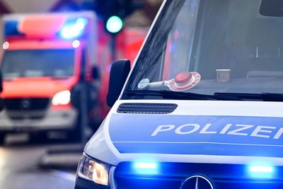 Kollision beim Abbiegen in Rochlitz: Ein 16-Jähriger stürzte mit seinem Moped.