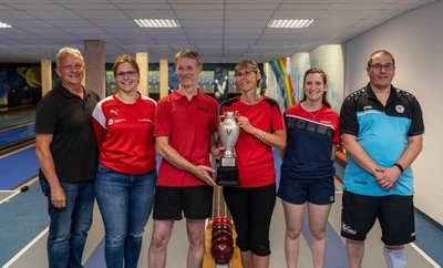 Die ersten drei Paare beim Mixed-Wettkampf: Olaf Leps, Petra Böhmer freuten sich über Platz 2, Jens und Heike Petzold siegten erneut und Sandra Grießhammer, Danny Gafert kamen auf den 3. Platz. 
