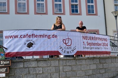 Aus dem Ratskeller am Hartensteiner Marktplatz wird das "Café Fleming". Gemeinsam verwirklichen dort die Kulturmanagerin Claudia Großkopp und der Trainer und Tanzpädagoge Matthias Markstein ihr Konzept von Genuss und Gesundheit unter einem Dach.