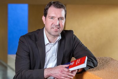 Eric Linhart, Inhaber der Professur Politische Systeme an der Technischen Universität Chemnitz.