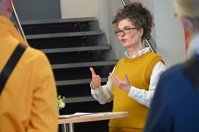 Michaela Kruse ist engagierte Kuratorin der Sonderschau.