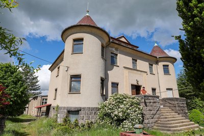 Vor einem Jahr hat Sebastian Ulbricht mit der Sanierung der Villa begonnen.