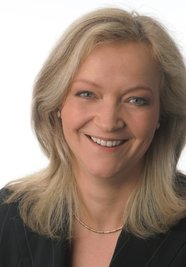 
              <p class="artikelinhalt">Simone Raatz (SPD) soll in den Bundestag. </p>
            