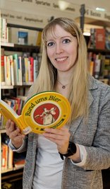 Claudia Welke hat auch Bücher zum Thema Bier im Bestand.