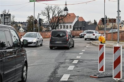 Auf der Kreuzung am Rochlitzer Brückenplatz kam es am Sonntag zu einen Unfall zwischen Auto und Zweirad.