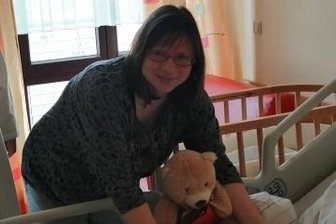 200. Baby kommt in Rodewisch zur Welt - Mama Melissa Stier mit Tochter Isabella. 