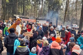 200 Wanderer erobern das "Ringel" - Am "Ringel" in Clausnitz endete die Wanderung. Alt und Jung ließen hier den Tag in gemütlicher Runde ausklingen. 