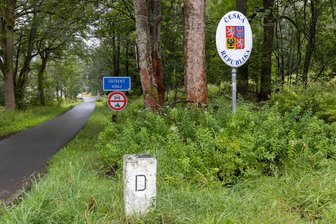 2025 hätte ein Festjahr werden sollen - warum es anders kam, und warum wir trotzdem dankbar sein sollten - Eine Errungenschaft: Offene Grenzen in Europa, hier der Grenzübergang bei Jöhstadt im Erzgebirge.