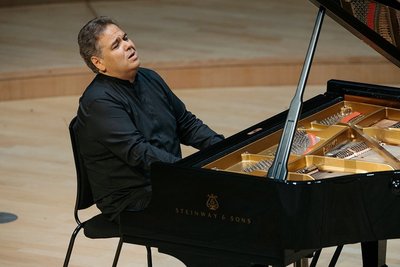 Arcadi Volodos - Pianist
