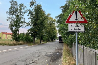 Die baufällige Heinrich-Heine-Straße in Falkenstein: Nun beginnt der dritte von fünf Bauabschnitten.