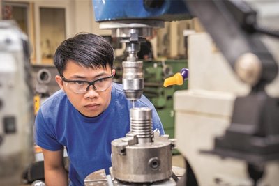 Um den Nachwuchsmangel zu lindern, suchen viele Betriebe mittlerweile Auszubildende in Vietnam.