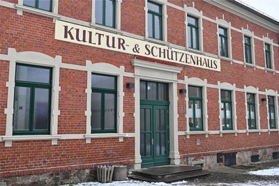 Das Kultur- und Schützenhaus Penig wird am 25. November erstmals zum Kinosaal. Gleich zwei Filme sind zu sehen.