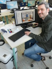 Marcel Herold ist Fachlehrer für Geschichte und Informatik. 