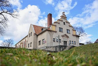 Im Juli 2022 hatte der Stadtrat den Verkauf des Areals Turnhalle Alte Reichenbacher Straße beschlossen.