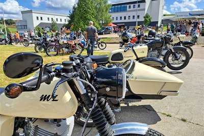 Das Gelände am ehemaligen MZ-Werk in Hohndorf war am Samstag prall gefüllt.
