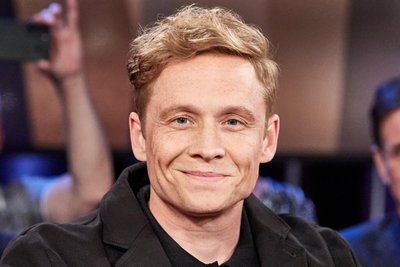 Matthias Schweighöfer gehört zu den bekanntesten deutschen Schauspielern. Er wuchs zum Teil in Chemnitz auf. Hier wird er am 9. Mai bei einer Gala im Opernhaus mit einem Europäischen Kulturpreis ausgezeichnet.