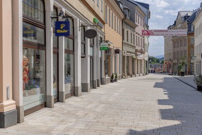 Während Fabulix 2023 wirkte die Buchholzer Straße trotz eines verkaufsoffenen Sonntags leer.