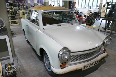 Dieser Trabant ist das neueste Ausstellungsstück im Technik- und Industriebereich des Enduromuseums.