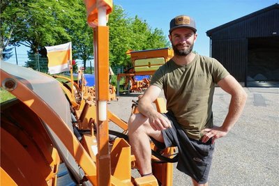 In der Straßenmeisterei Gornau hat Lukas Fröhner über Jahre hinweg gern gearbeitet. Nun schlägt er ein neues berufliches Kapitel auf. 