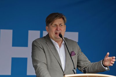 Maximilian Krah bei einem Wahlkampfauftritt in Zwickau.